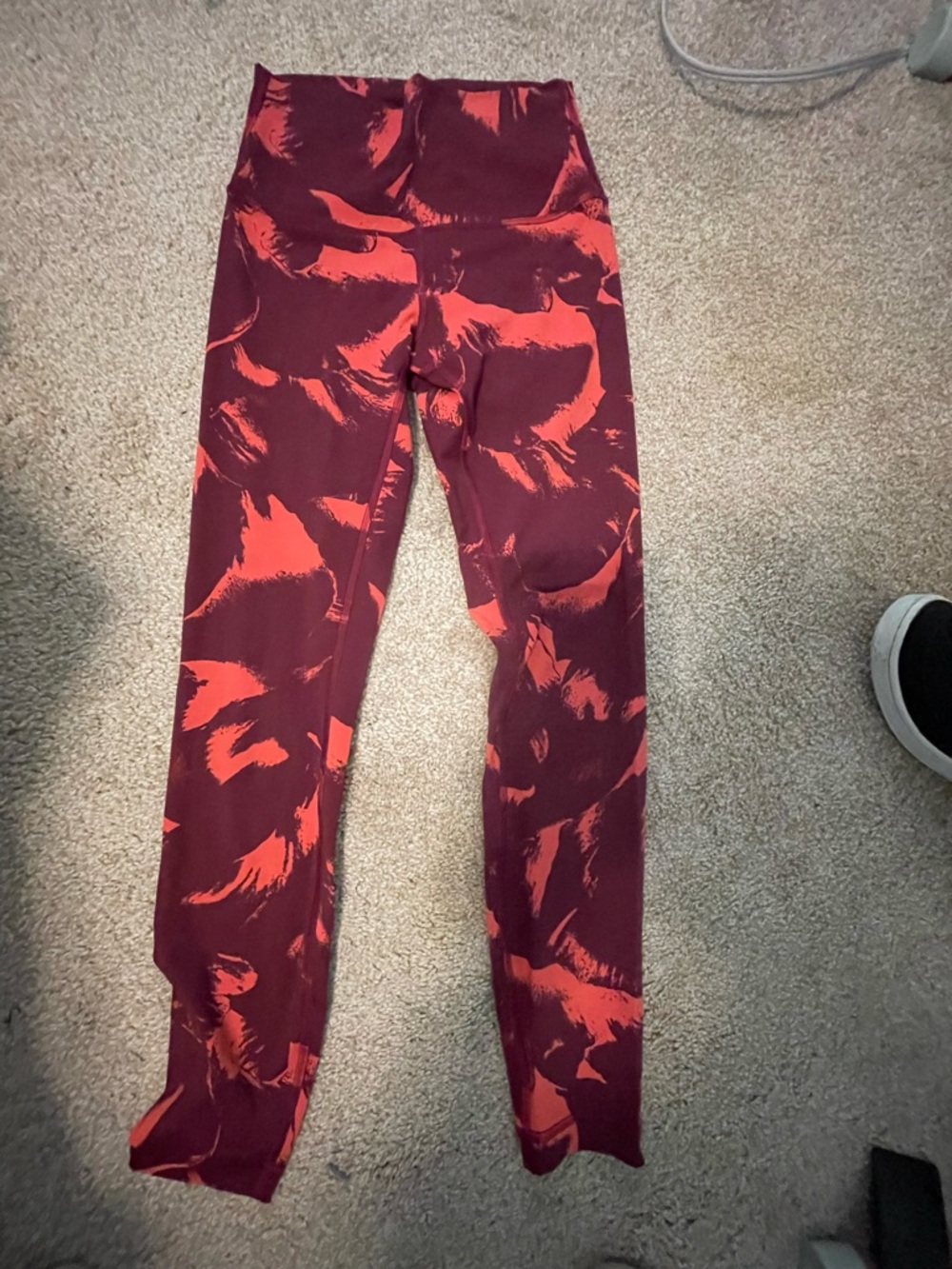 Sz. S Lululemon burgundy and coral leggings